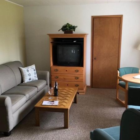 Maxwelton Braes Lodge & Golf Course Baileys Harbor Bagian luar foto