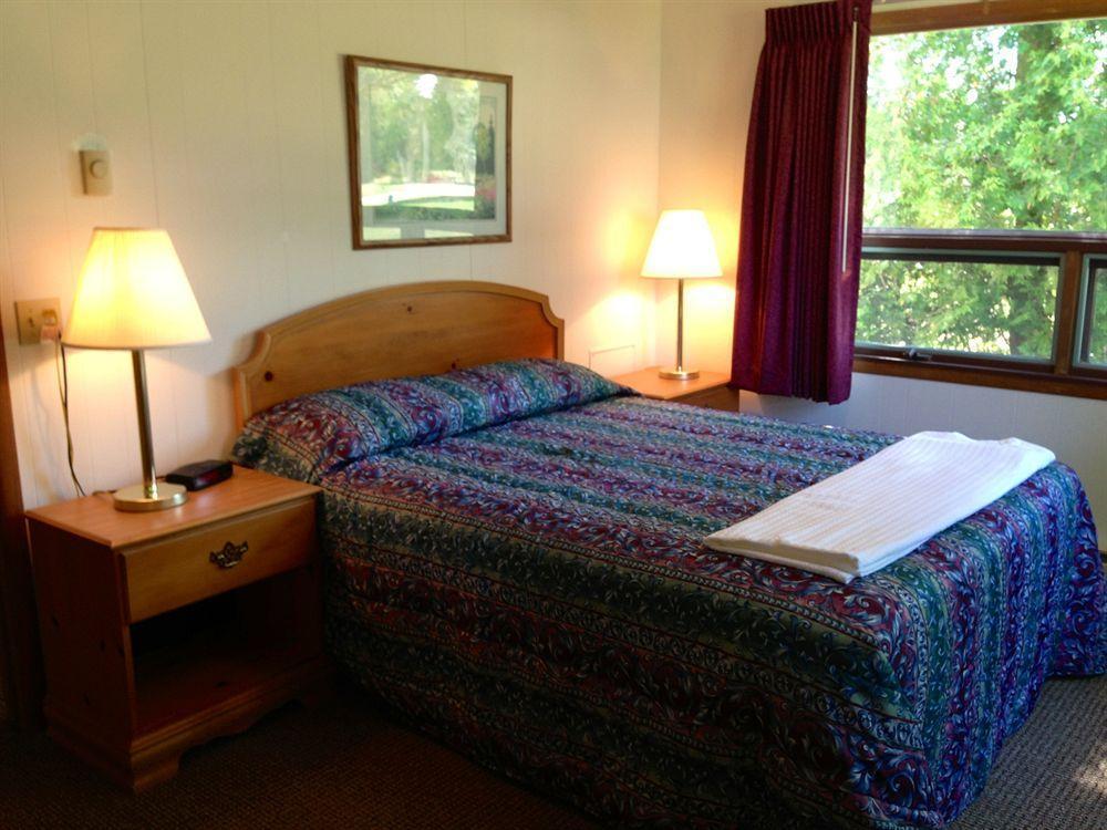 Maxwelton Braes Lodge & Golf Course Baileys Harbor Bagian luar foto
