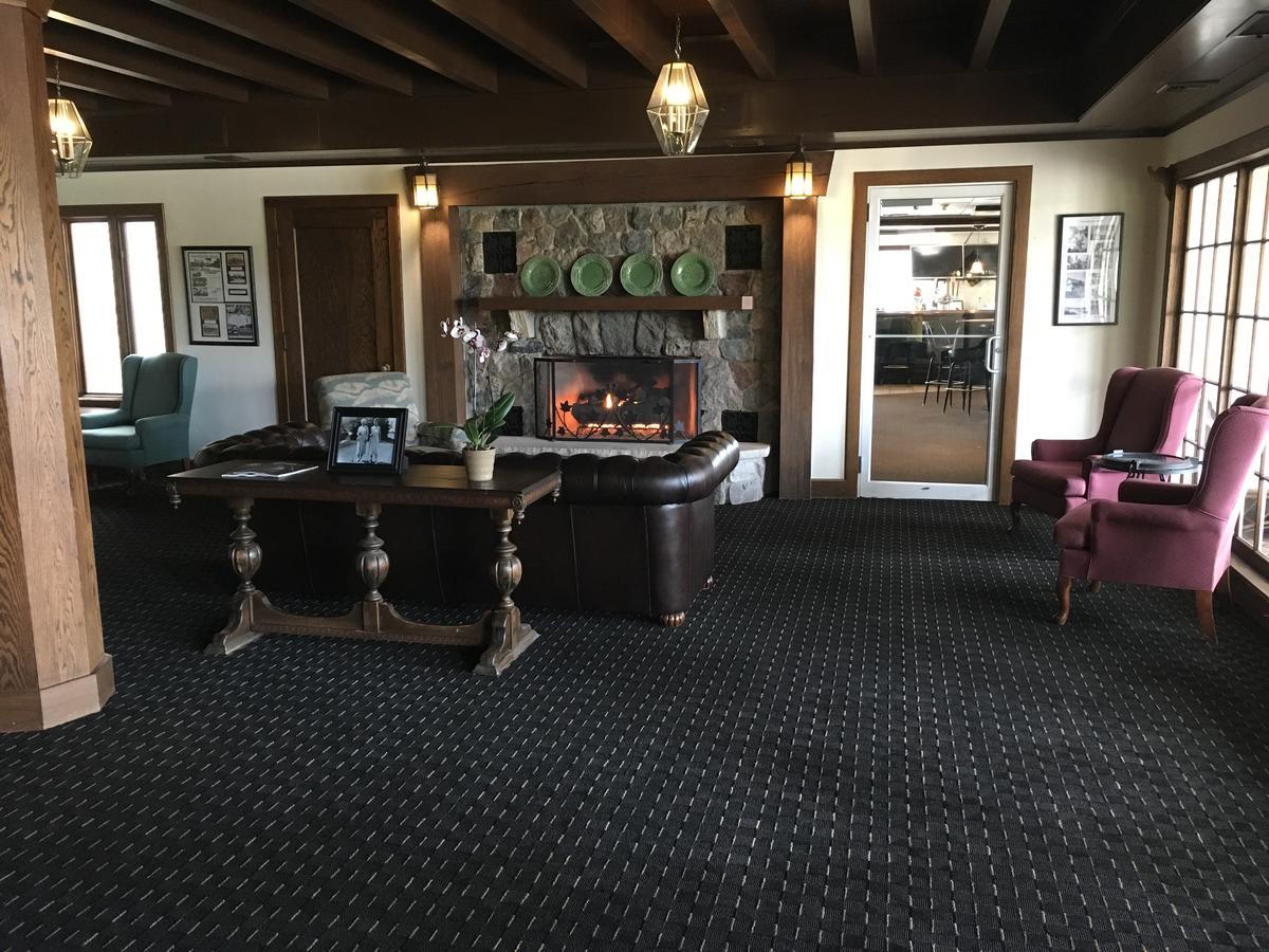 Maxwelton Braes Lodge & Golf Course Baileys Harbor Bagian luar foto
