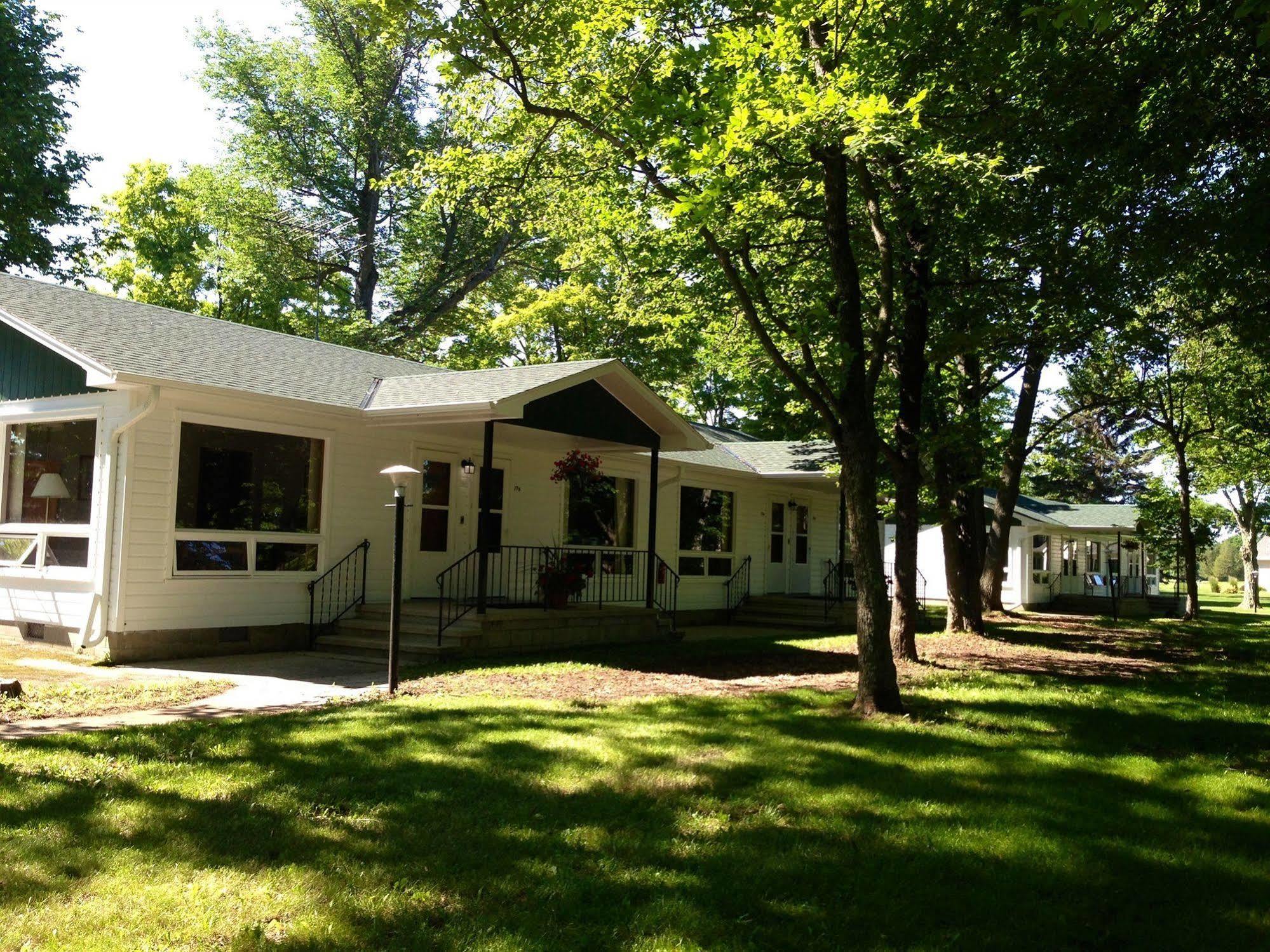 Maxwelton Braes Lodge & Golf Course Baileys Harbor Bagian luar foto