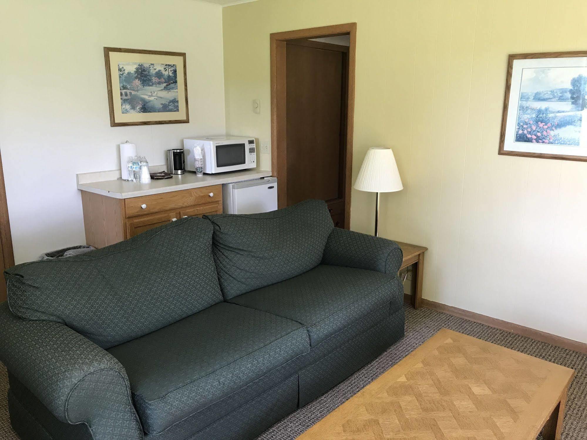 Maxwelton Braes Lodge & Golf Course Baileys Harbor Bagian luar foto